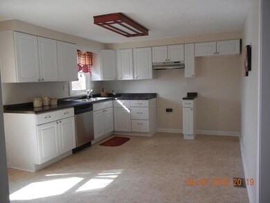 23929 Eisenhower Dr, Circleville, OH 43113 - photo 4