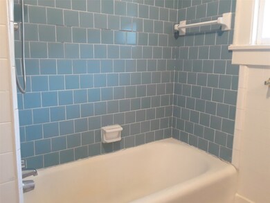 2001 Brun St unit 2, Houston, TX 77019 - photo 7