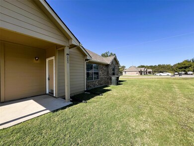 111 Sunburst Ct unit 111-1, Weatherford, TX 76087 - photo 3