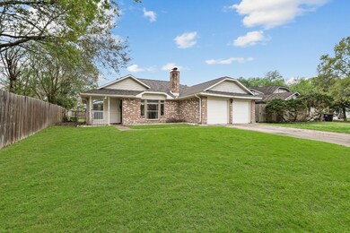 3103 Fox Run Dr, Alvin, TX 77511 - photo 4