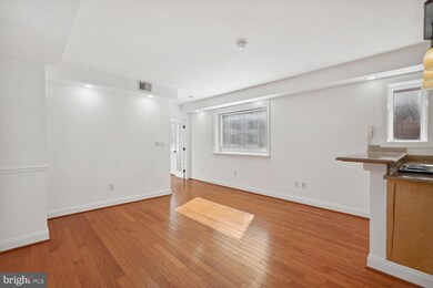 1125 12th St NW unit 41, Washington, DC 20005 - photo 2