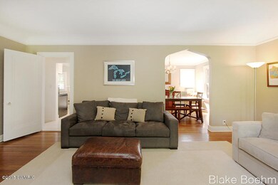 Living room4