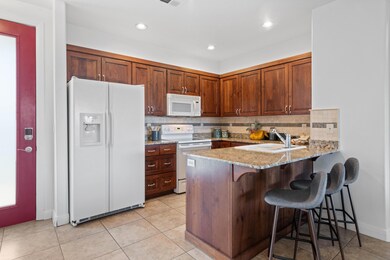 1 Kitchen2