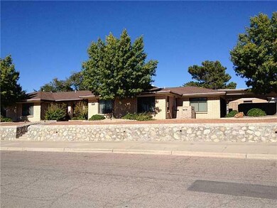 10209 Woodway Dr, El Paso, TX 79925 - photo 2