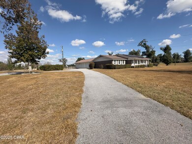 4883 Davis Dr, Marianna, FL 32446 - photo 7