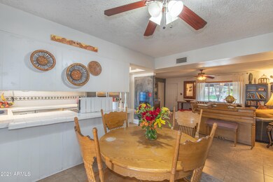 2809 N 8th spacious great rm