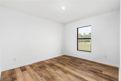 162 Blackstone Dr, Fort Myers, FL 33913 - photo 5