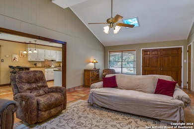 25607 Broad Oak Trail, San Antonio, TX 78255 - photo 7