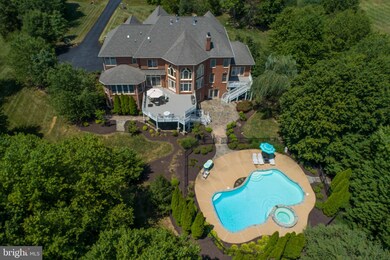 19228 Charandy Dr, Leesburg, VA 20175 - photo 7