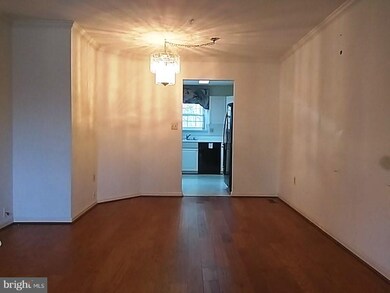 4934 Lockard Dr, Owings Mills, MD 21117 - photo 4