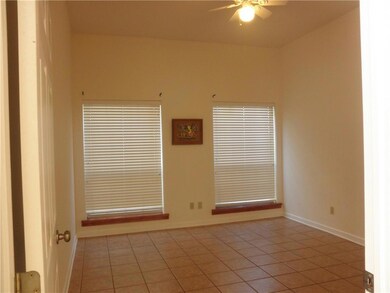 109 W 38th St unit A, Austin, TX 78705 - photo 5