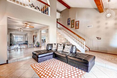 4525 E Evans Dr Phoenix AZ-large-005-Liv