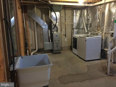 21205 Bunyan Cir, Germantown, MD 20876 - photo 7