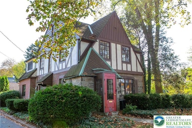 737 N 27th St, Allentown, PA 18104 - photo 2