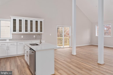 2901 Hillside Ave, Cheverly, MD 20785 - photo 2