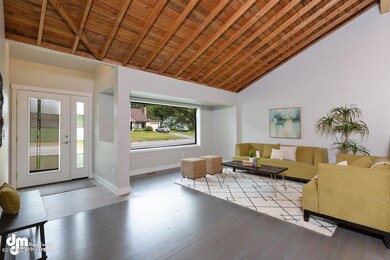 Living Room MS_86253a-SMALL