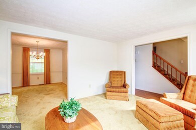 9221 Briarchip St, Laurel, MD 20708 - photo 4