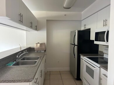 450 S Park Rd unit 5104, Hollywood, FL 33021 - photo 4