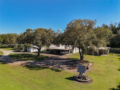 4419 Loblolly Bay Rd, Labelle, FL 33935 - photo 4