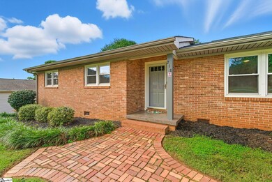 218 Highland Rd, Duncan, SC 29334 - photo 4