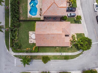 4501 Little Palm Ln Coconut-print-030-00