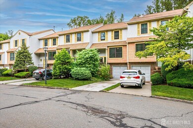 4805 Stonehedge Rd, Edison, NJ 08820 - photo 4