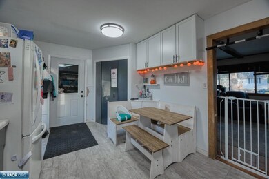 507 Hampshire Dr, Hoyt Lakes, MN 55750 - photo 6