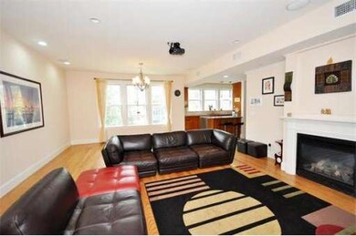 76 Green St unit 3, Brookline, MA 02446 - photo 6