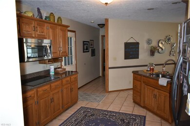 1270 Dehart Ave, Coshocton, OH 43812 - photo 7