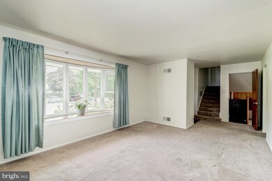 12902 Forest View Dr, Beltsville, MD 20705 - photo 4