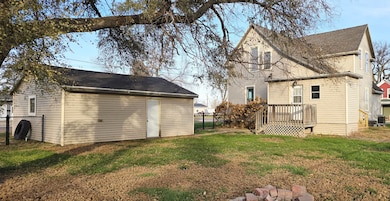 210 N 5th St, Groton, SD 57445 - photo 5