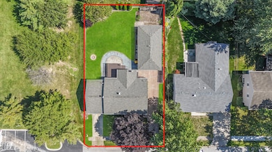 2306 Fernhill Dr, Valparaiso, IN 46385 - photo 3