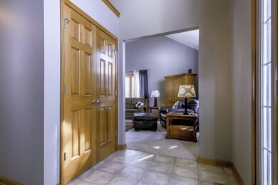 5433 Bear Creek Pass, Auburn, IN 46706 - photo 4