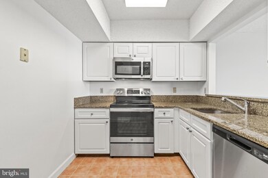 Skyline Square North and South unit 912N, Baileys Crossroads, VA 22041 - photo 2