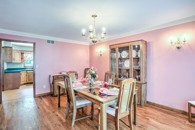 007_Dining Room