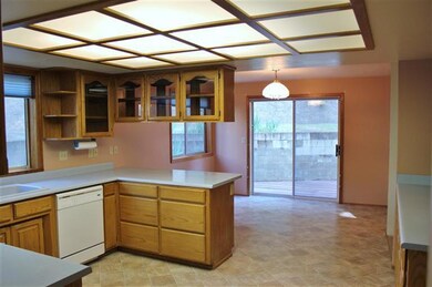 1192 E Evans Creek Rd, Rogue River, OR 97537 - photo 5