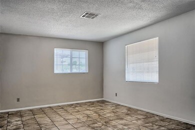 1125 Cuba Dr, El Paso, TX 79915 - photo 4