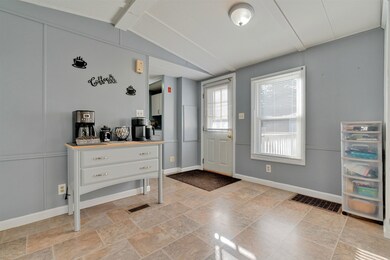 15 Daffodil Hill Ln, Rochester, NH 03868 - photo 7