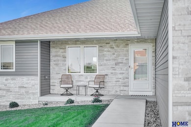 920 Dundee Ct, Crete, NE 68333 - photo 4