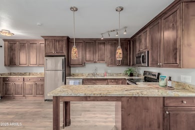 5525 E Thomas Rd unit H1, Phoenix, AZ 85018 - photo 2