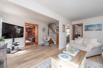 920 Bray Ave, Laurel, NY 11948 - photo 6