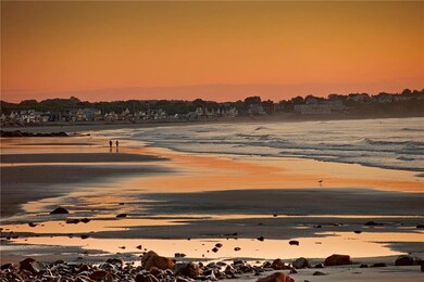 13 Beacon St unit 7, York, ME 03909 - photo 4