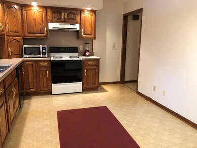 1335 Farmview Dr, Bucyrus, OH 44820 - photo 7