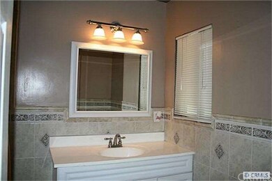UPGRADED BATHROOM