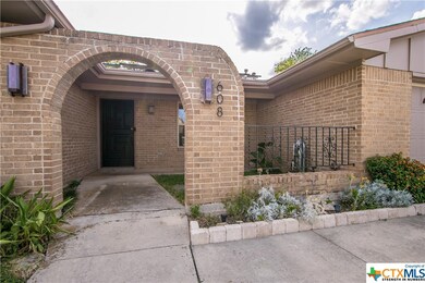 608 Cedar Dr, Copperas Cove, TX 76522 - photo 3