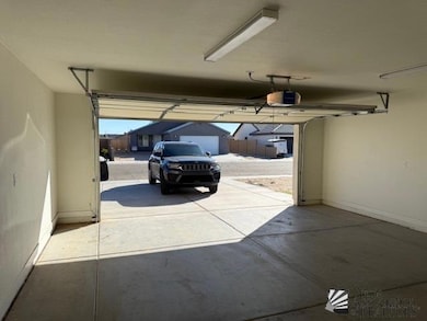 460 E Edna Lopez Ct, San Luis, AZ 85336 - photo 3