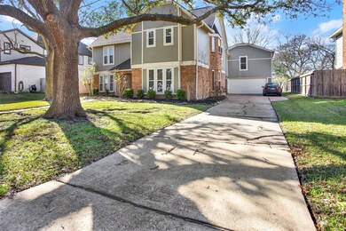 102 Dorado Dr, Friendswood, TX 77546 - photo 2