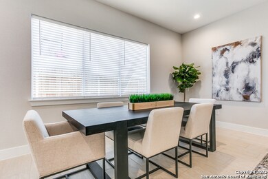 1618 W Lawndale Dr unit 18, San Antonio, TX 78209 - photo 7