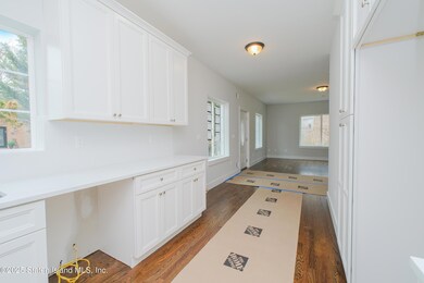 34 Newton St, Staten Island, NY 10312 - photo 4