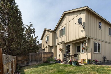 24-web-or-mls-996 SW Rimrock Way-24